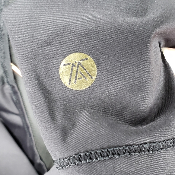 TeMa Hi Lo Athletic Tank Top with Mesh Back size S - Picture 5 of 10